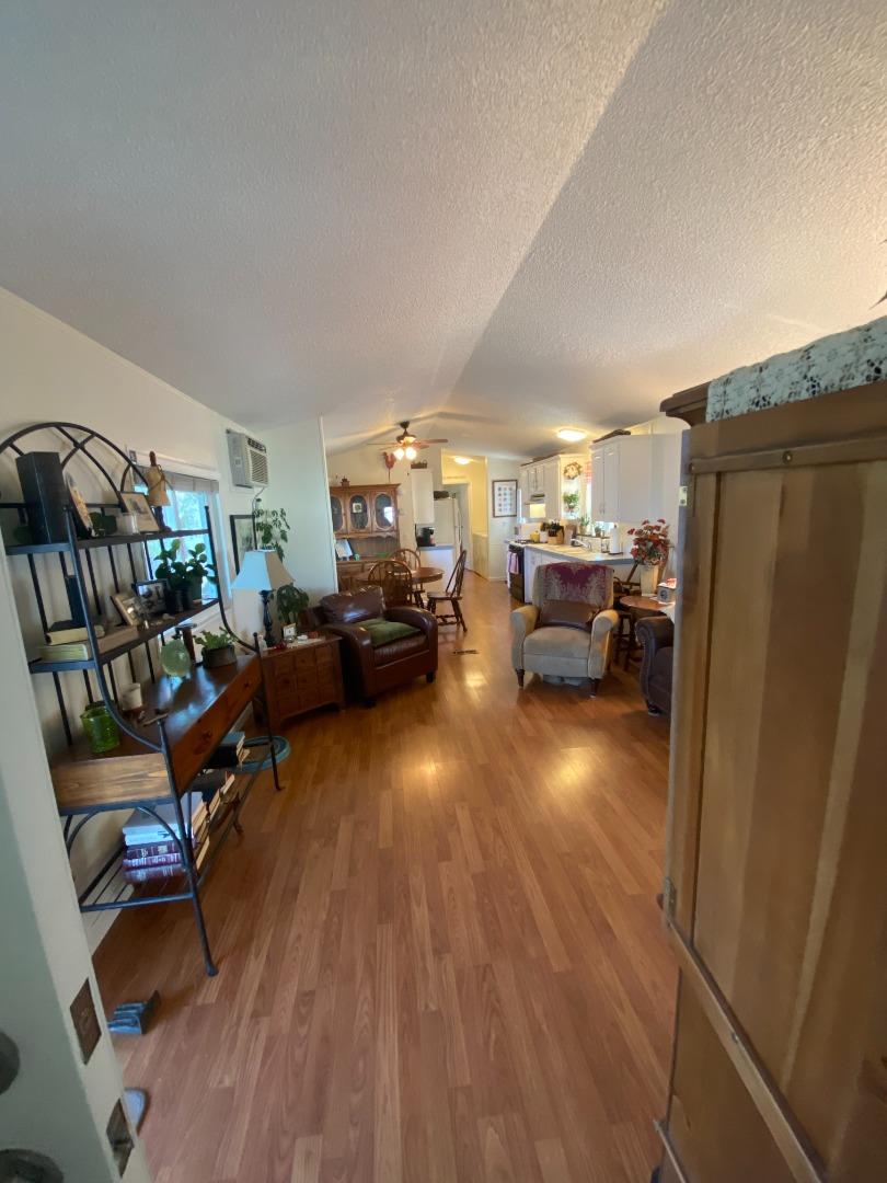 2900 Fairview Road, Unit 32 Hollister, CA 95023 - Photo 11 of 29 Gallery Image 11