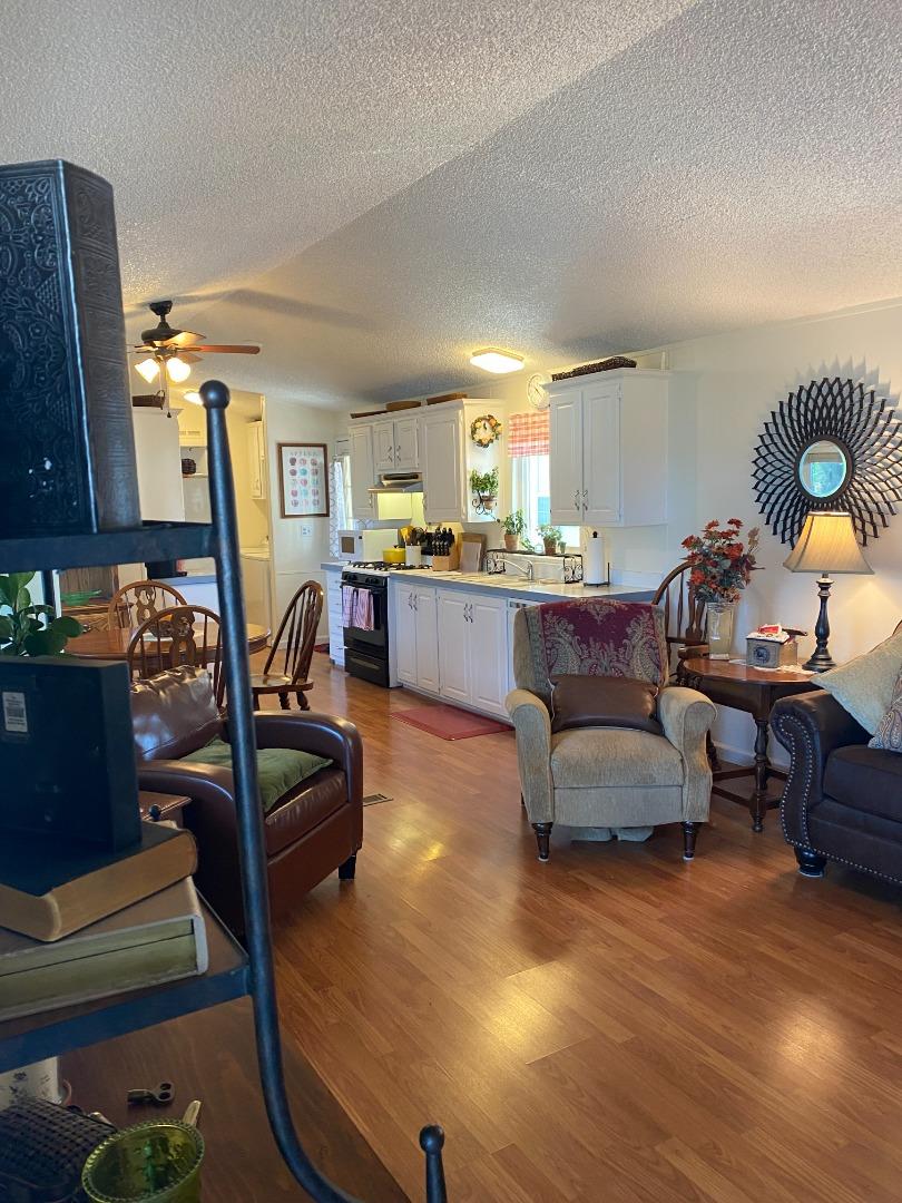 2900 Fairview Road, Unit 32 Hollister, CA 95023 - Photo 14 of 29 Gallery Image 14
