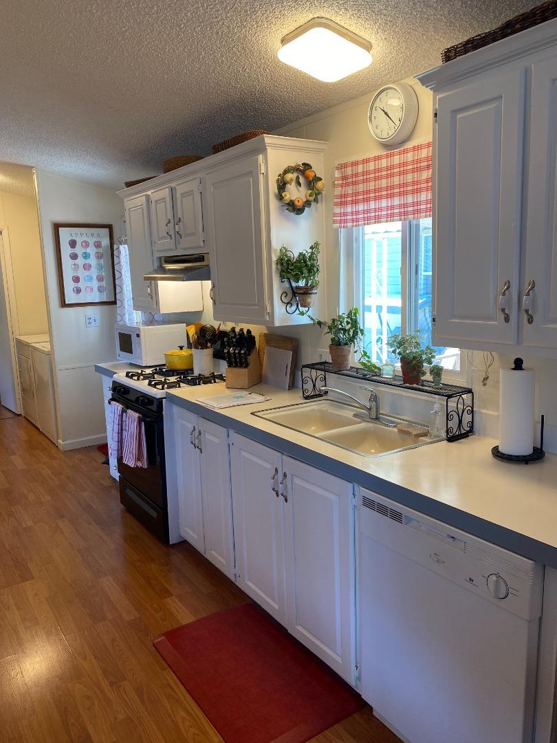 2900 Fairview Road, Unit 32 Hollister, CA 95023 - Photo 18 of 29 Gallery Image 18