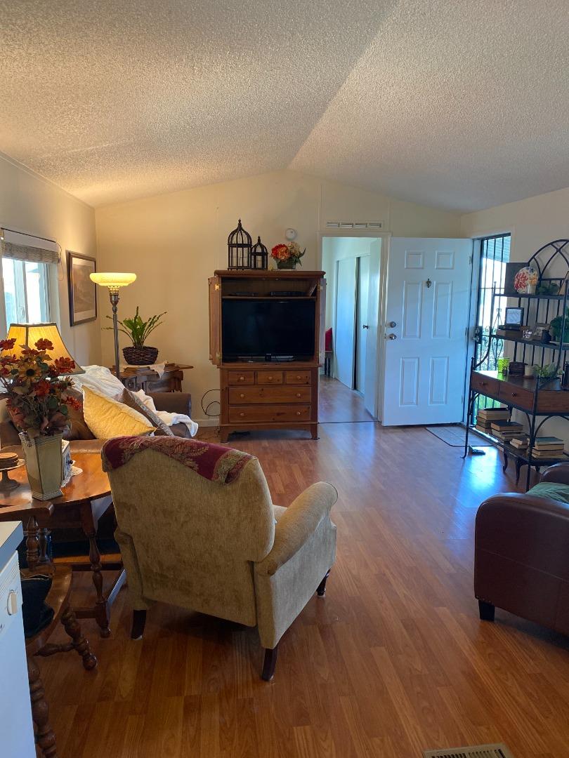 2900 Fairview Road, Unit 32 Hollister, CA 95023 - Photo 9 of 29 Gallery Image 9