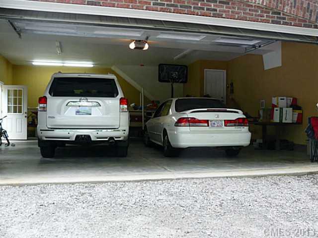 6367 Love Point Road Denver, NC 28037 - Photo 4 of 16 Gallery Image 4
