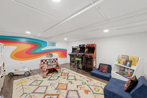 $825,000 | 154 Garfield Place, Maplewood, NJ 07040