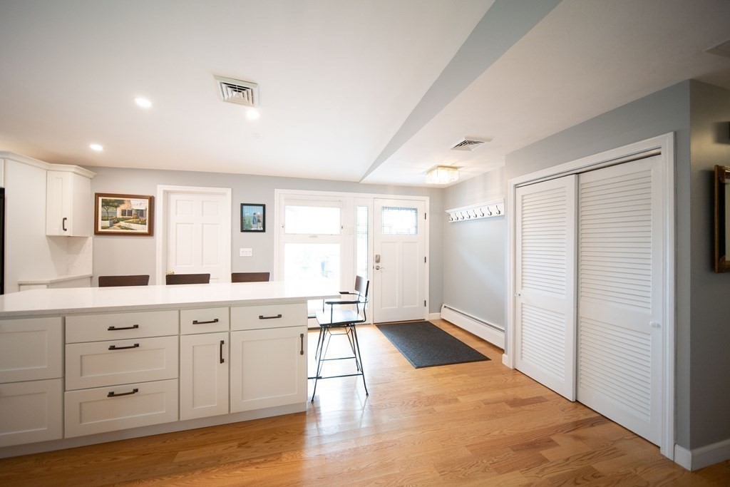 112 Richard Road Braintree, MA 02184 - Photo 5 of 33 Gallery Image 5