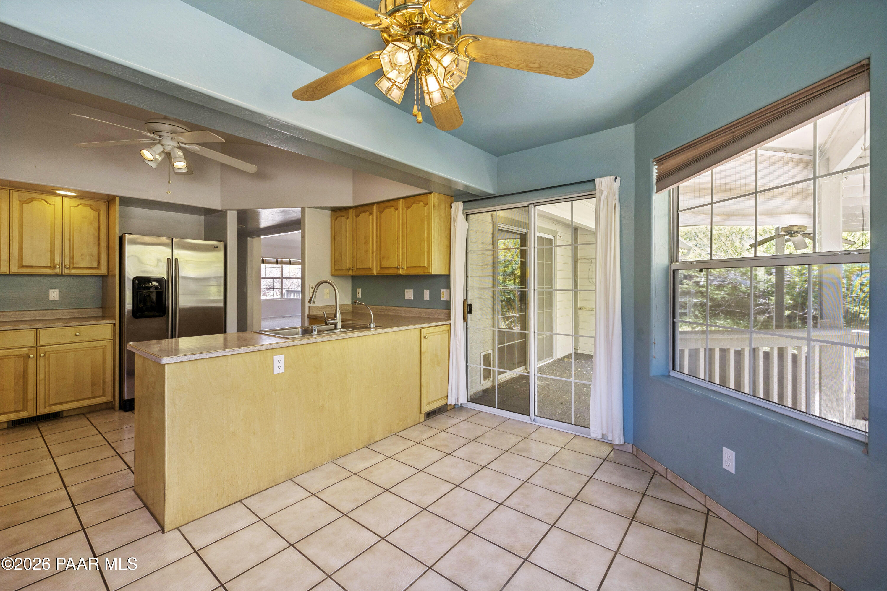 1891 Meadowridge Road Prescott, AZ 86305 - Photo 15 of 50 101-Breakfast Nook