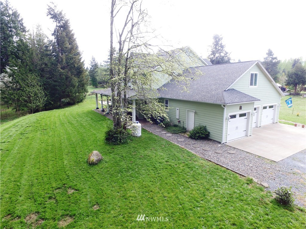 19715 Patterson Road East Orting, WA 98360 - Photo 3 of 25