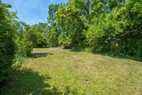 a view of outdoor space