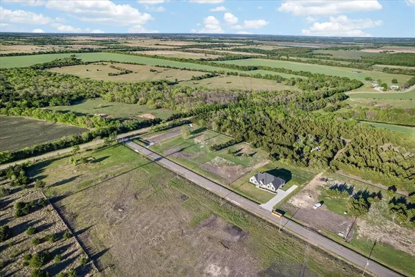 $600,000 | 325 Soto Drive, Celeste, TX 75423