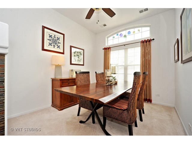 620 Concord Way, Unit 620 Prospect Heights, IL 60070 - Photo 5 of 10