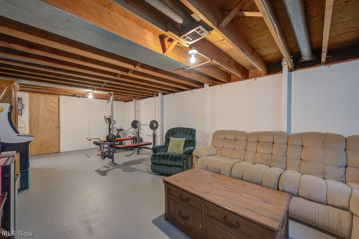 13297 Whitney Road Strongsville, OH 44136 - Photo 21 of 33 Gallery Image 21