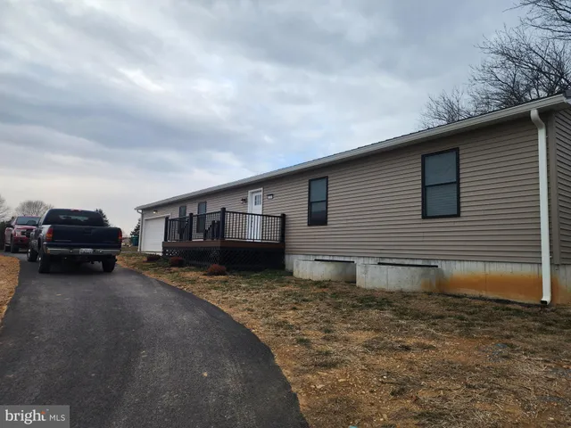 $2,950 | 235 Hickory Drive, Fayetteville, PA 17222