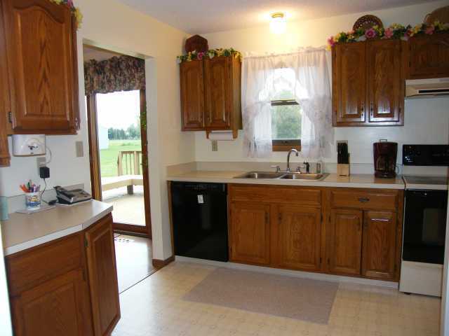 4429 Summit Road Southwest Pataskala, OH 43062 - Photo 9 of 17 Gallery Image 9