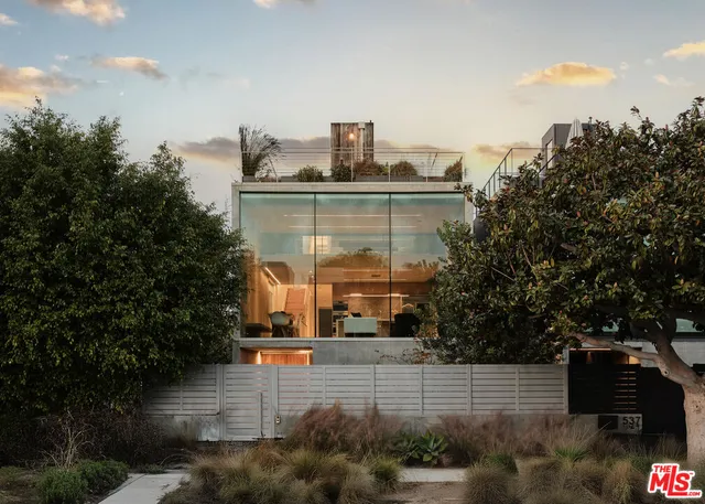 $22,000 | 533 Grand Boulevard, Venice, CA 90291