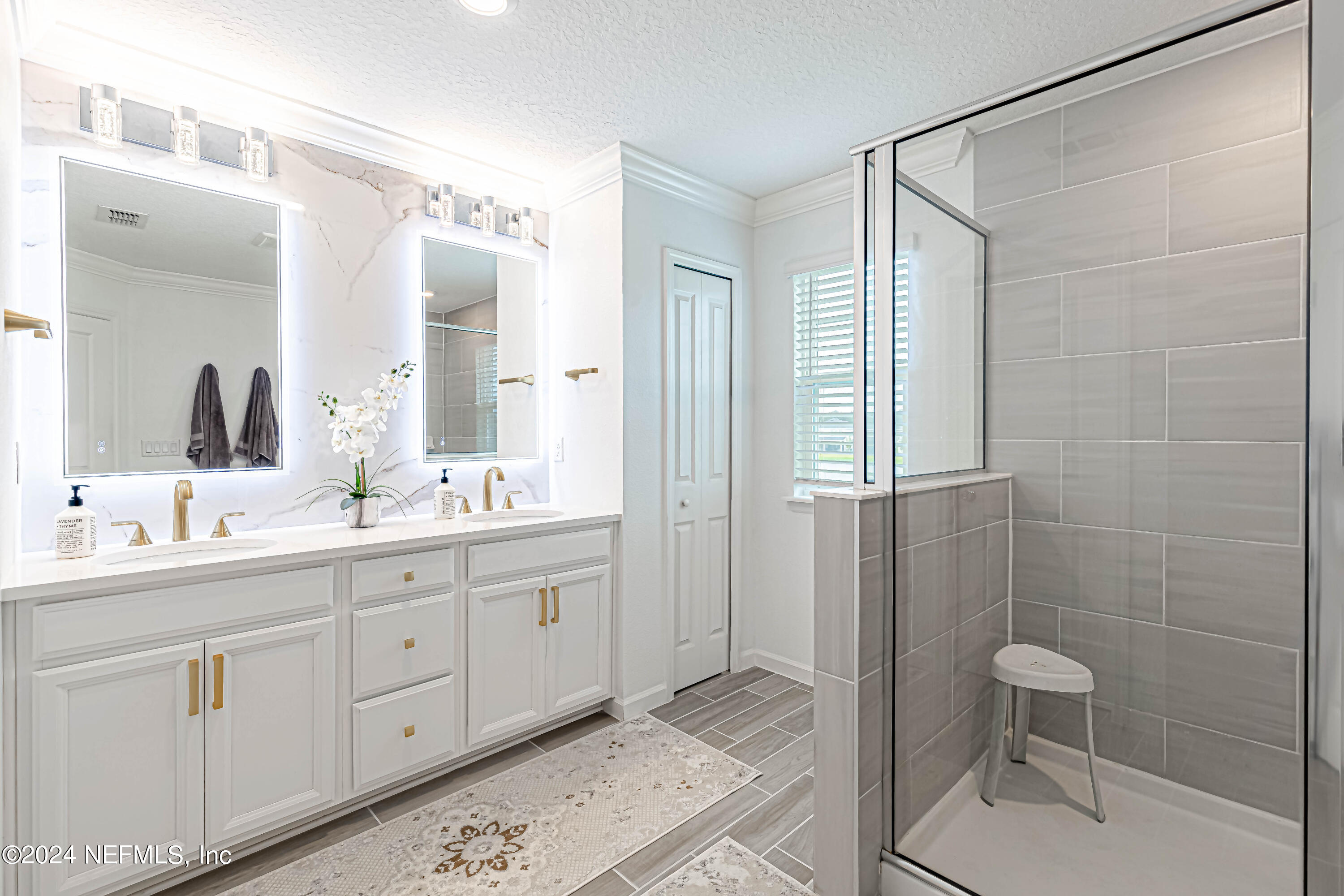 155 Appleton Court St. Augustine, FL 32092 - Photo 30 of 70 Primary Bathroom