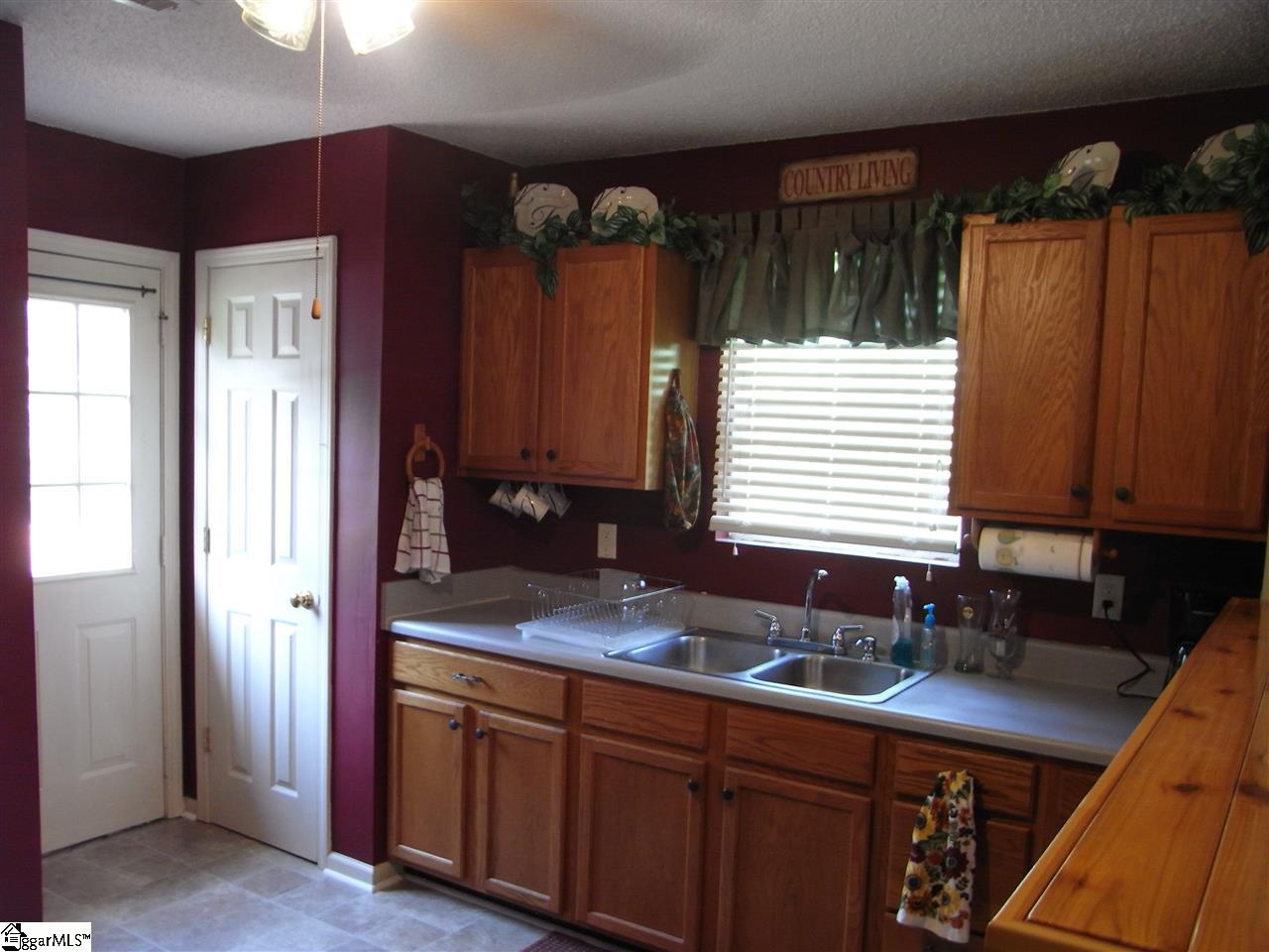 87 Buckeye Road Laurens, SC 29360 - Photo 18 of 33 Gallery Image 18