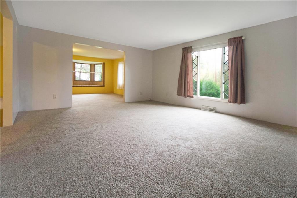 1665 Pine Run Road Rochester, PA 15074 - Photo 6 of 15