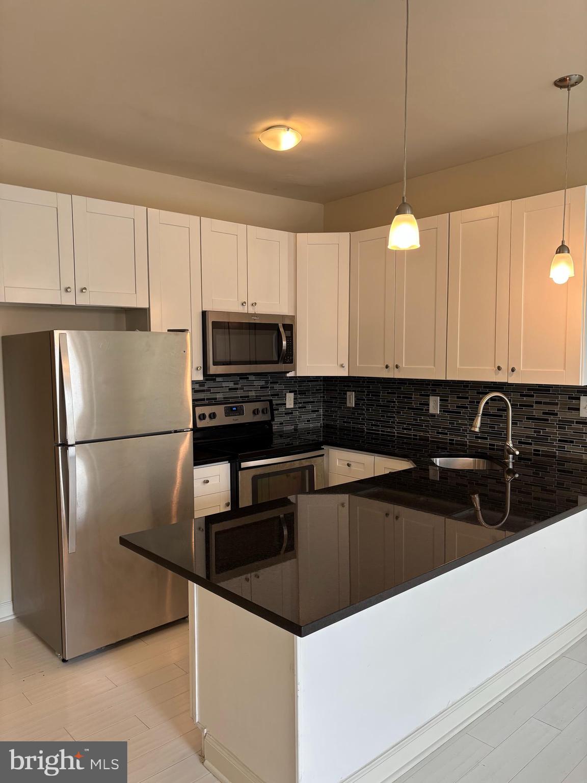 32 East Preston Street, Unit B Baltimore, MD 21202 - Photo 11 of 33