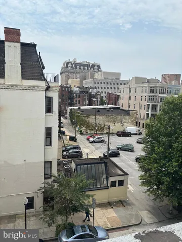 $2,400 | 32 East Preston Street, Unit B, Baltimore, MD 21202