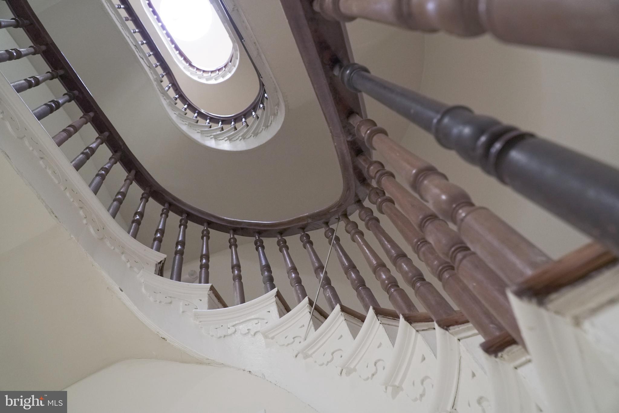 32 East Preston Street, Unit B Baltimore, MD 21202 - Photo 7 of 33