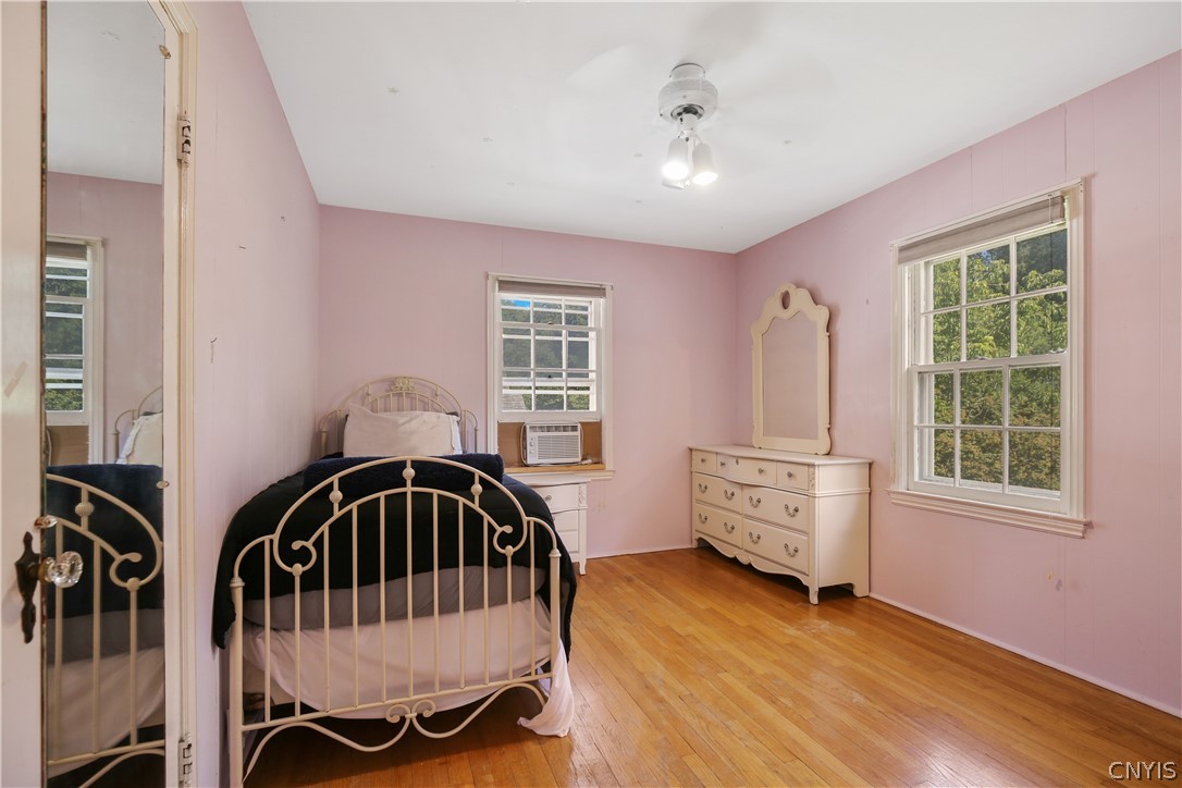 314 Deforest Road Syracuse, NY 13214 - Photo 21 of 40 2nd Bedroom on the 2nd floor