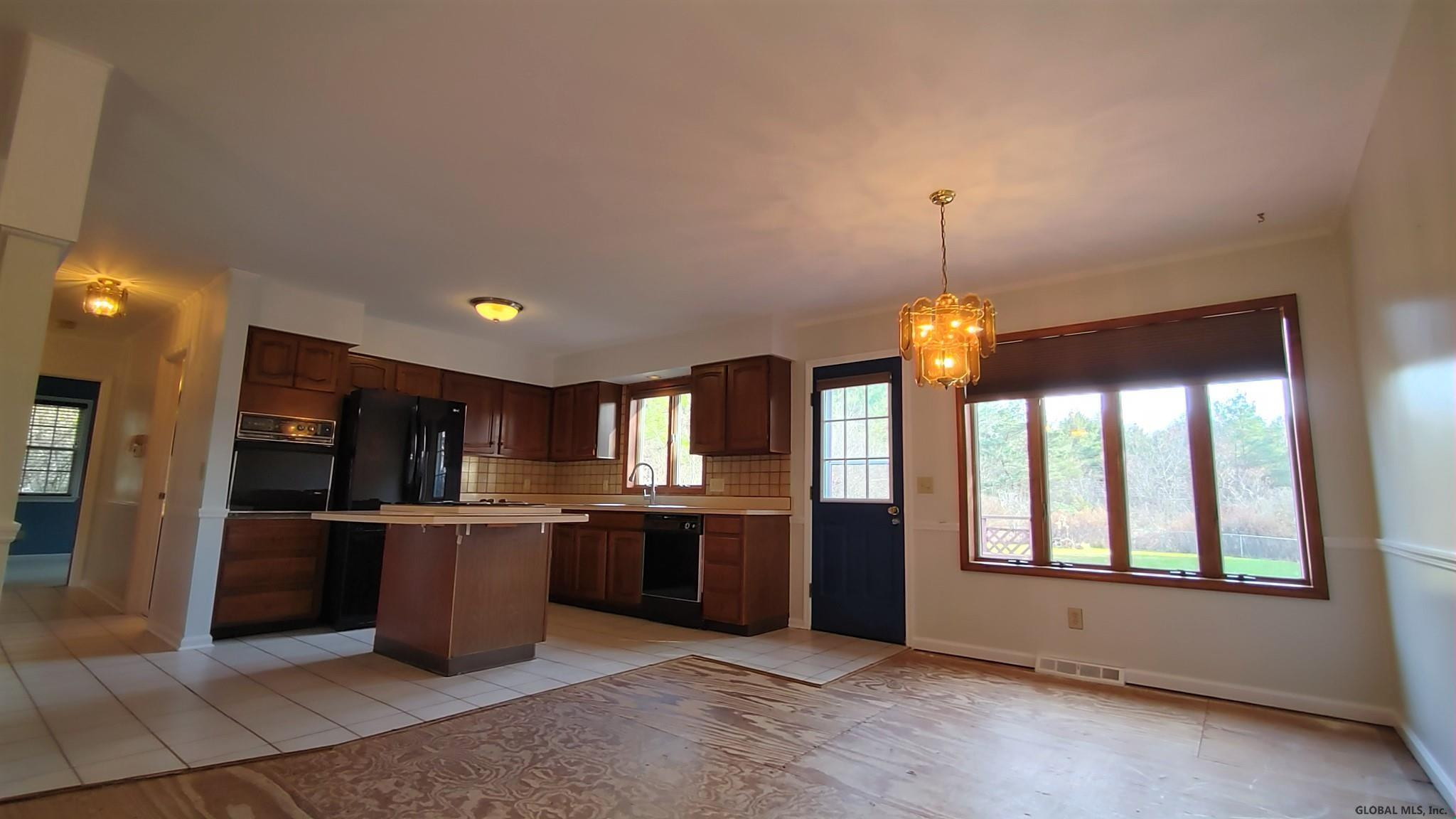 144 Spring Road Glenville, NY 12302 - Photo 8 of 22 Photo 8