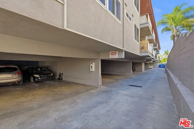 $3,745,000 | 427 East Tamarack Avenue, Inglewood, CA 90301