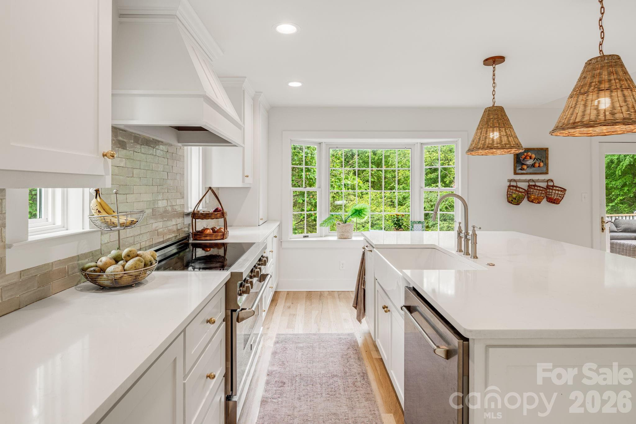 92 Rose Hill Road Asheville, NC 28803 - Photo 8 of 44