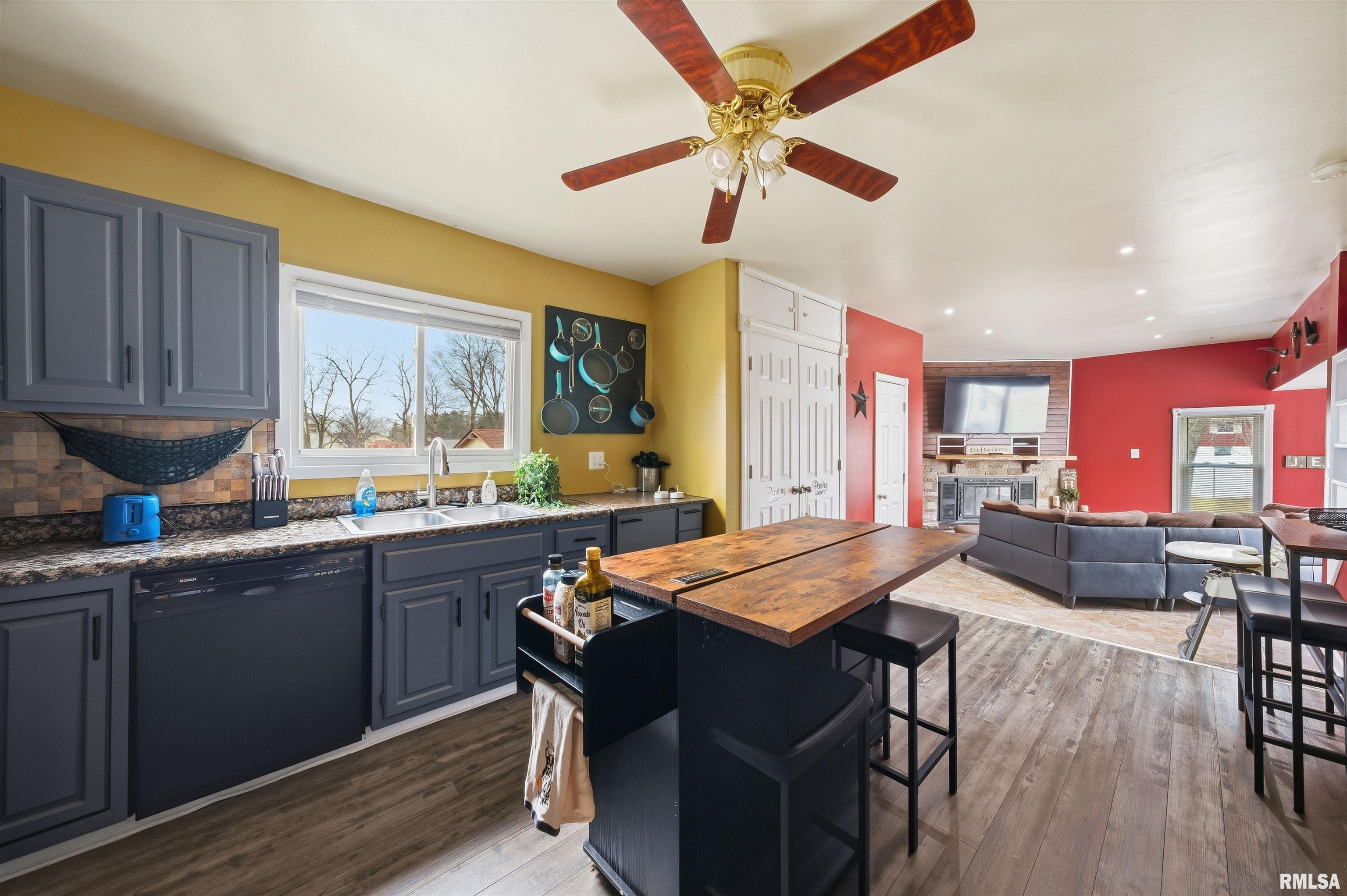 805 West Main Street Elmwood, IL 61529 - Photo 12 of 33