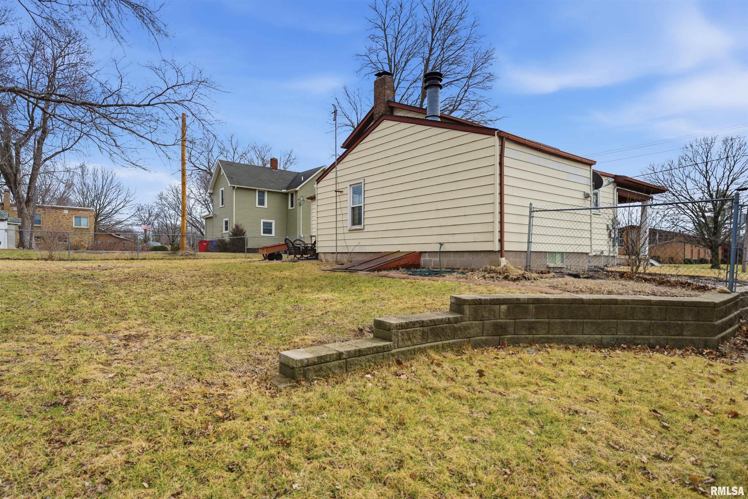 805 West Main Street Elmwood, IL 61529 - Photo 30 of 33