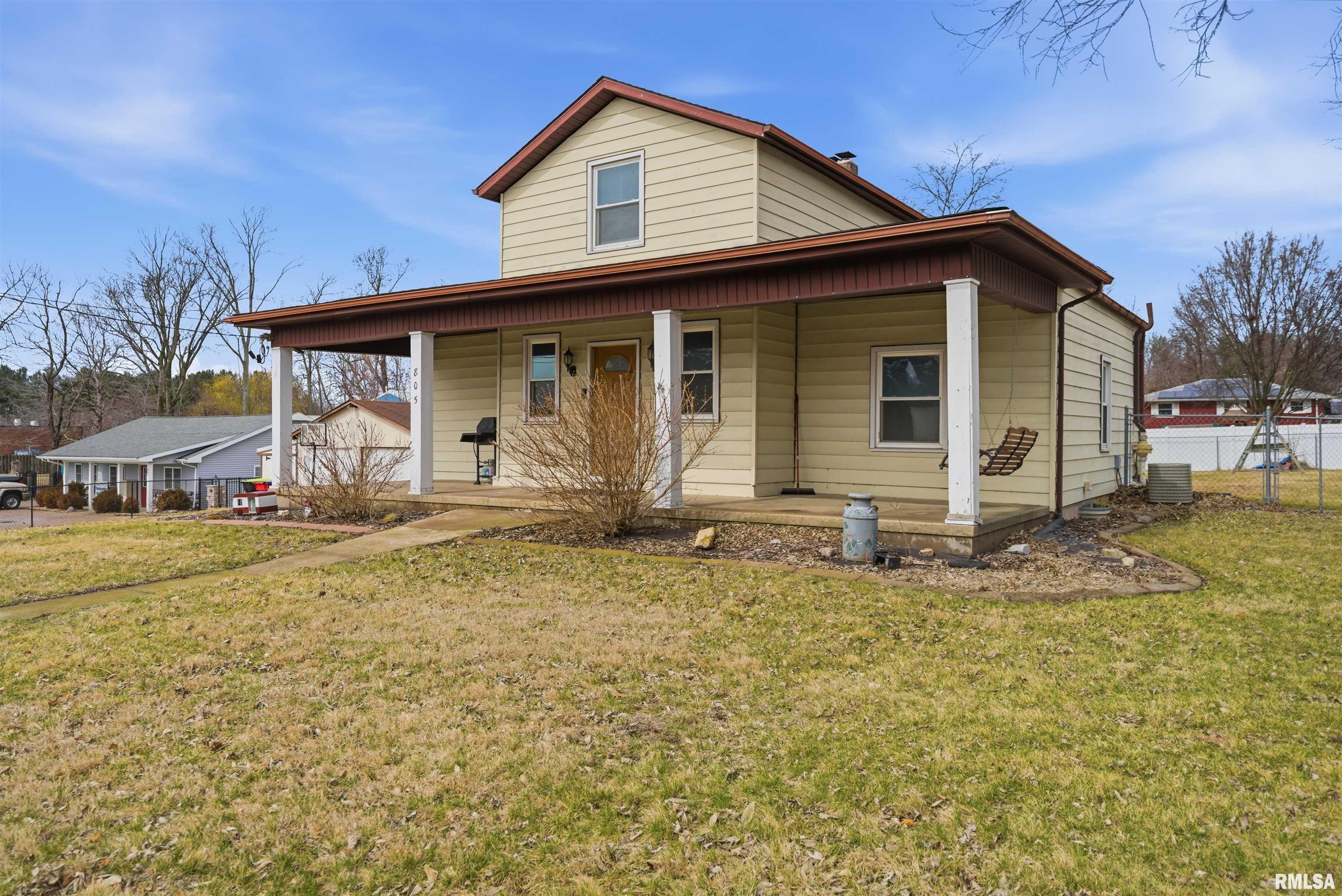 805 West Main Street Elmwood, IL 61529 - Photo 3 of 33