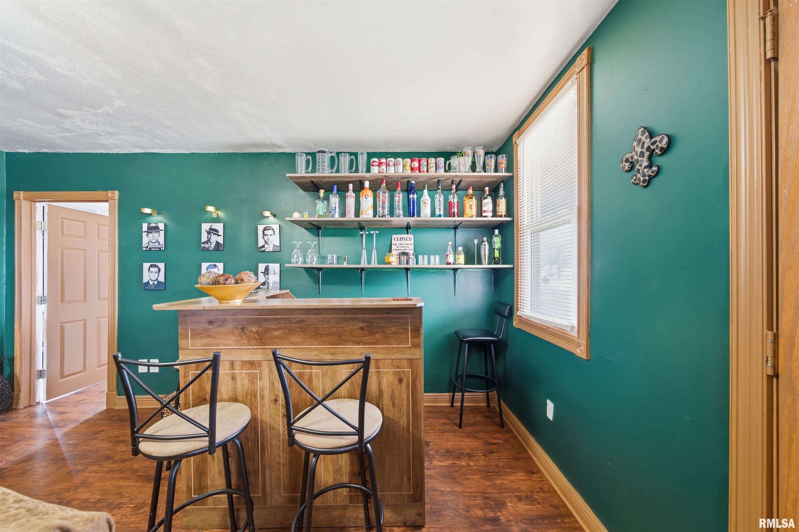 805 West Main Street Elmwood, IL 61529 - Photo 4 of 27