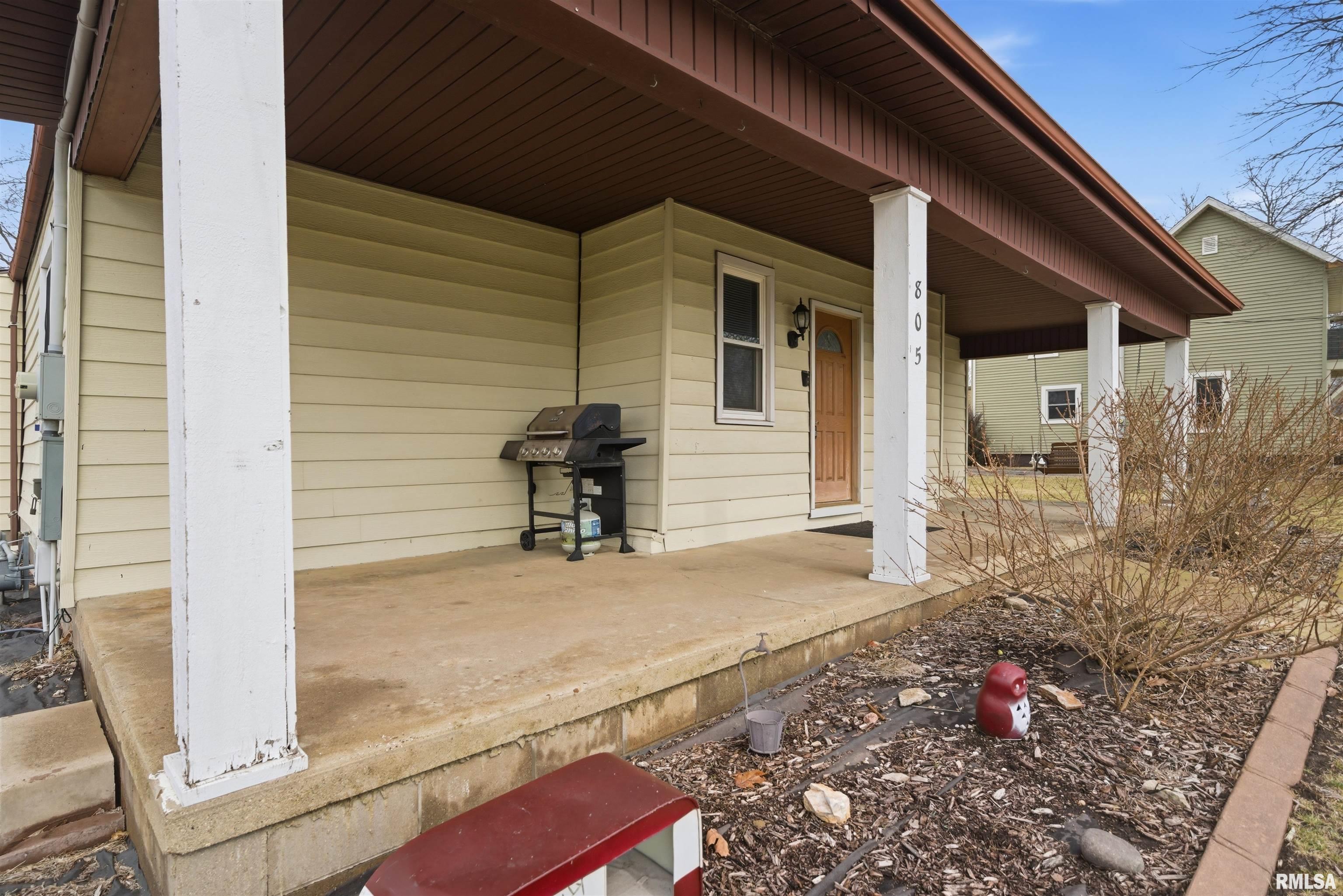 805 West Main Street Elmwood, IL 61529 - Photo 5 of 33