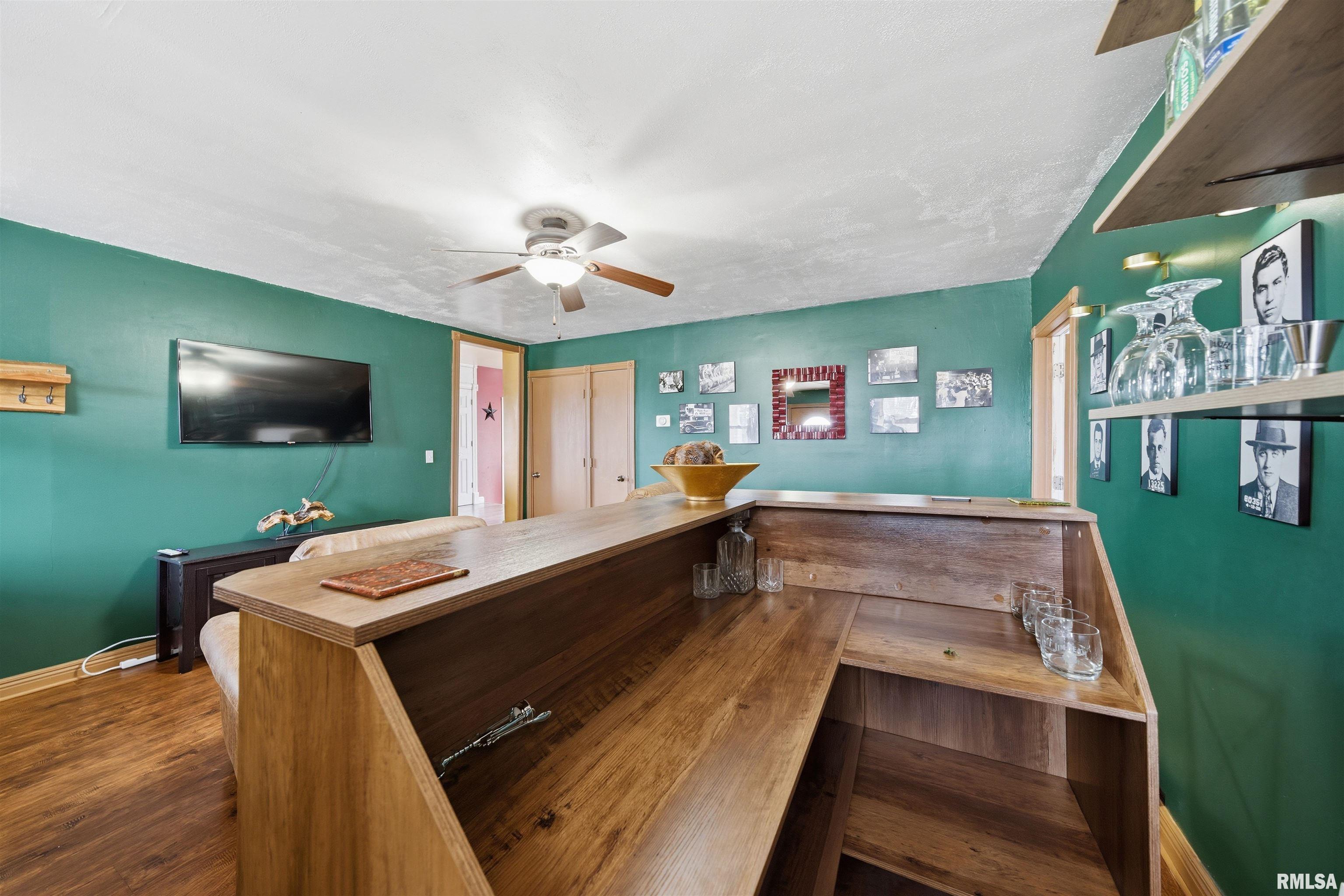 805 West Main Street Elmwood, IL 61529 - Photo 6 of 27