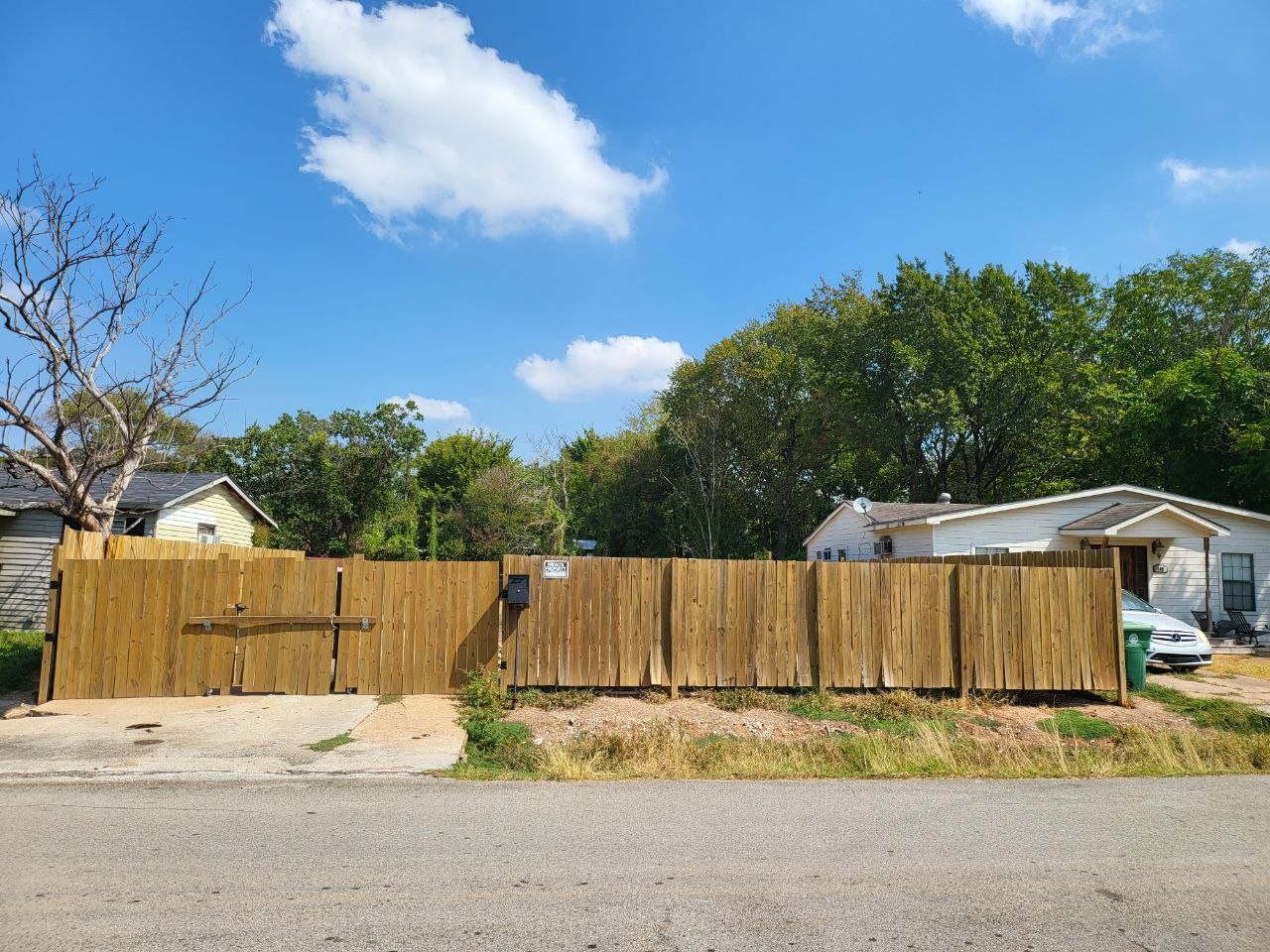 105 Zachary Street Houston, TX 77029 - Photo 1 of 7