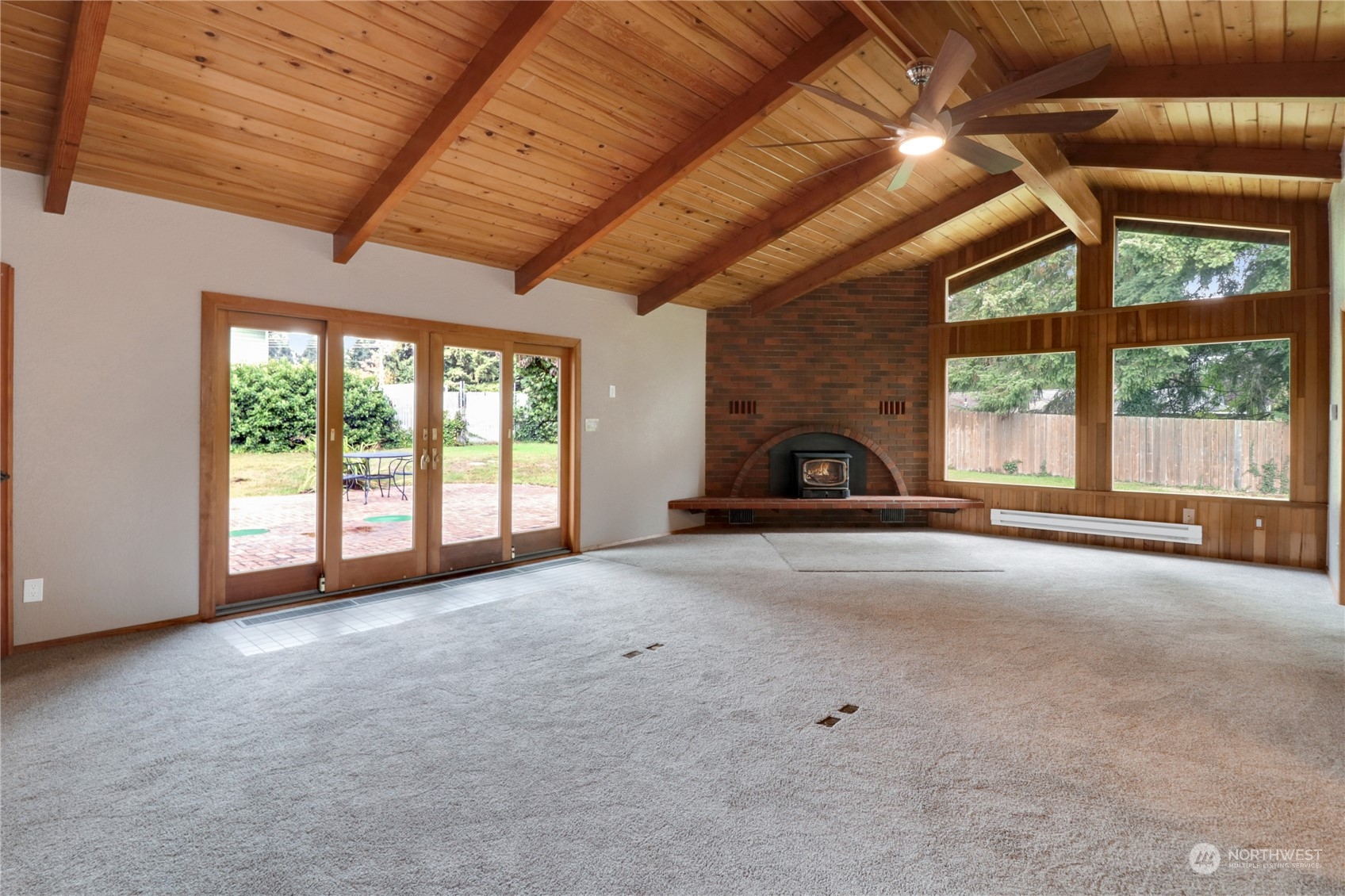 1911 Vine Road Brier, WA 98036 - Photo 14 of 34 Gallery Image 14