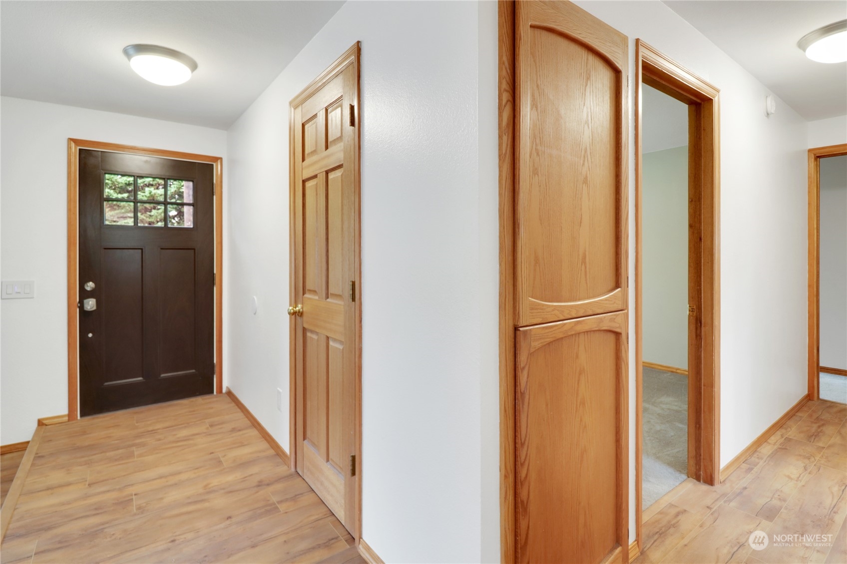 1911 Vine Road Brier, WA 98036 - Photo 16 of 34 Gallery Image 16