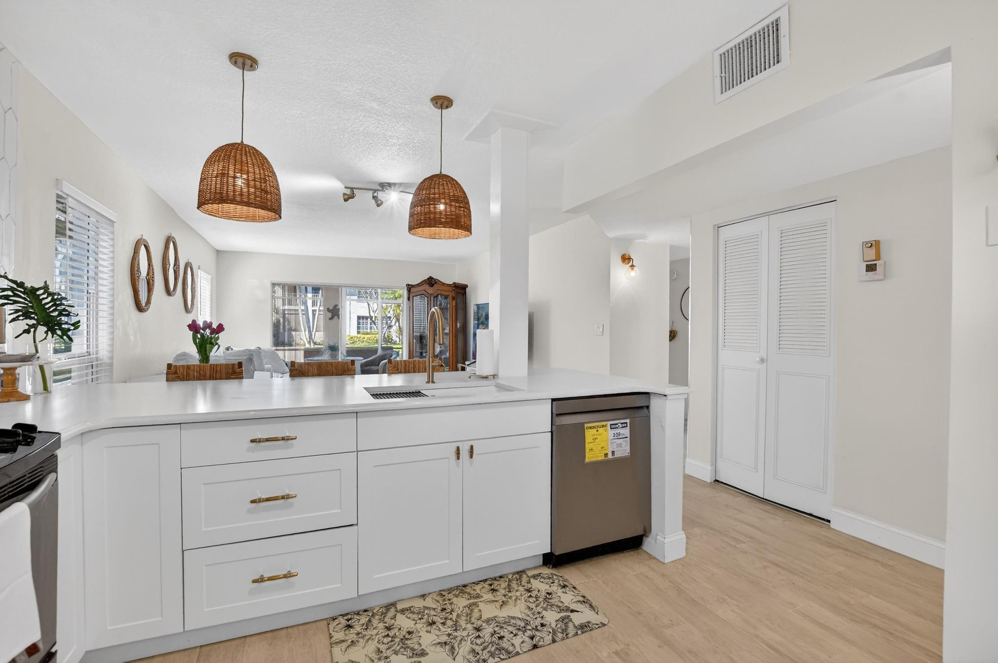 250 Northeast 20th Street, Unit 1180 Boca Raton, FL 33431 - Photo 5 of 47 Photo 5