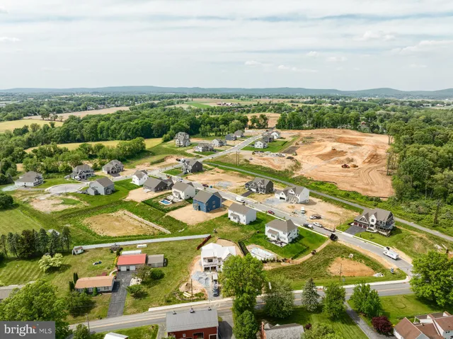 $715,121 | 333 Cameron Lane, Unit SEBASTIAN, Lititz, PA 17543