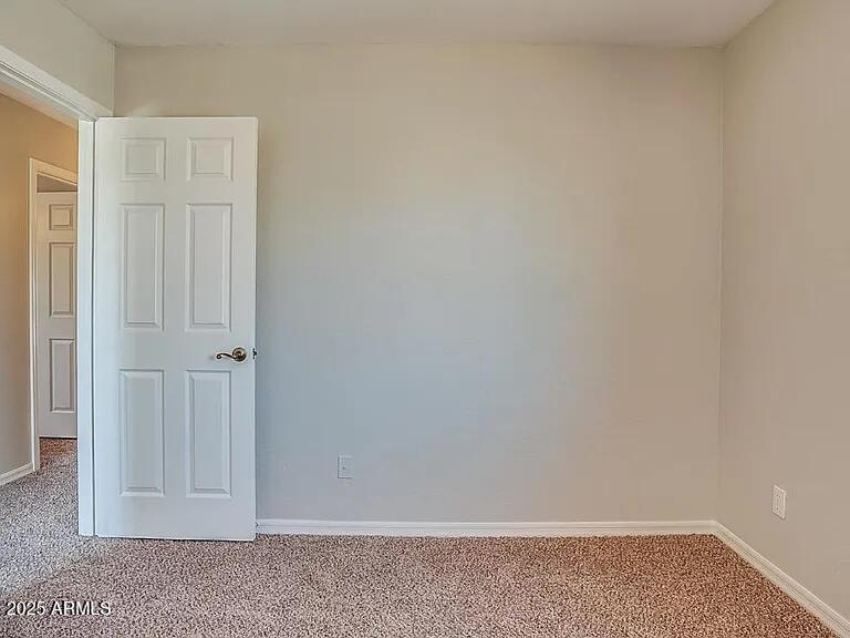 16625 South 34th Way Phoenix, AZ 85048 - Photo 21 of 36 a view of an empty room