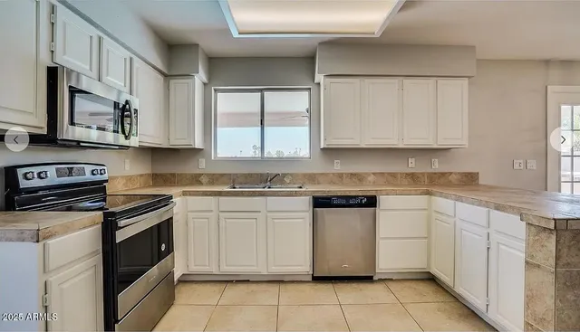 $3,195 | 16625 South 34th Way, Phoenix, AZ 85048