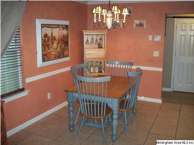153 Lake Terrace Alabaster, AL 35007 - Photo 5 of 24