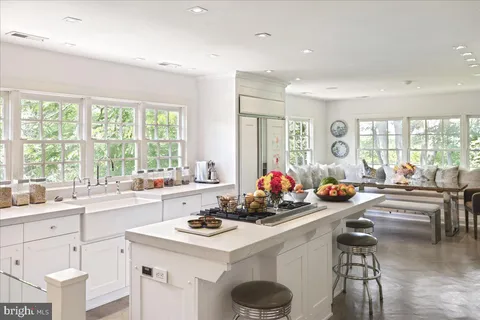 $10,888,000 | 5966 Mechanicsville Road, Doylestown, PA 18902