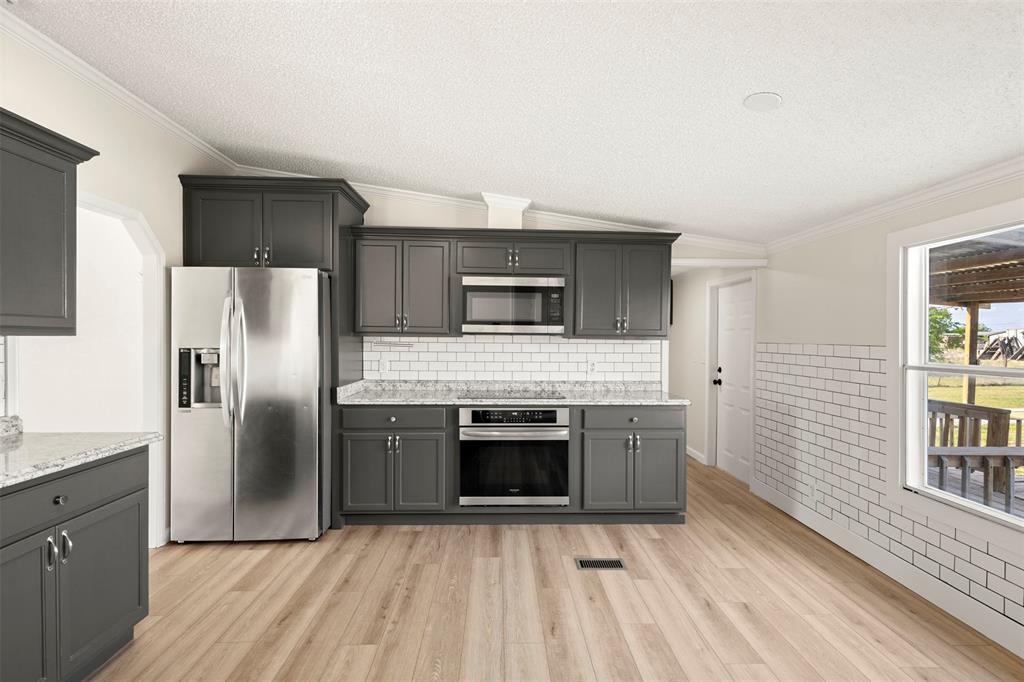 3512 Raintree Drive South Alvarado, TX 76009 - Photo 14 of 37