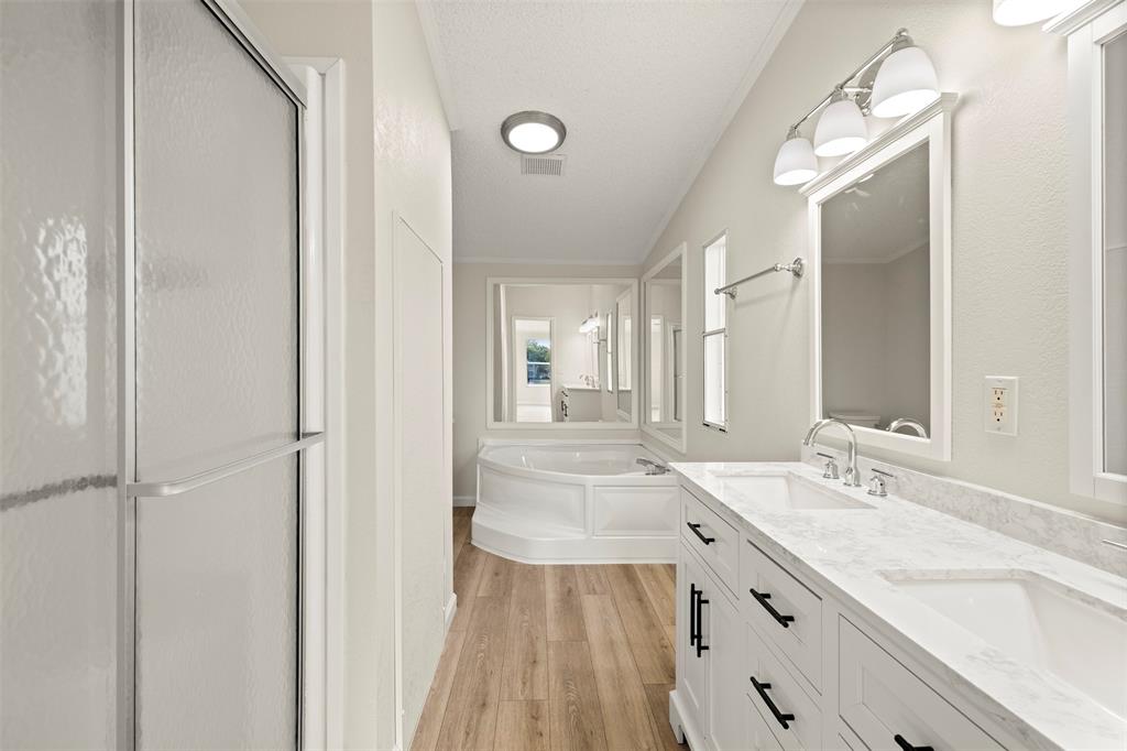 3512 Raintree Drive South Alvarado, TX 76009 - Photo 26 of 37