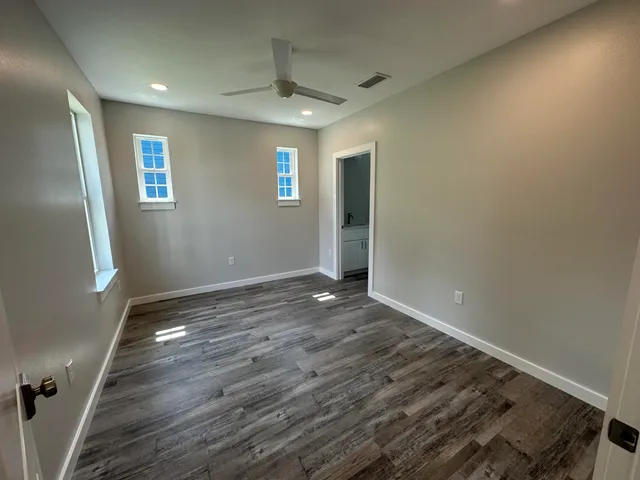 $1,750 | 163 West Chaffin Avenue, DeFuniak Springs, FL 32433