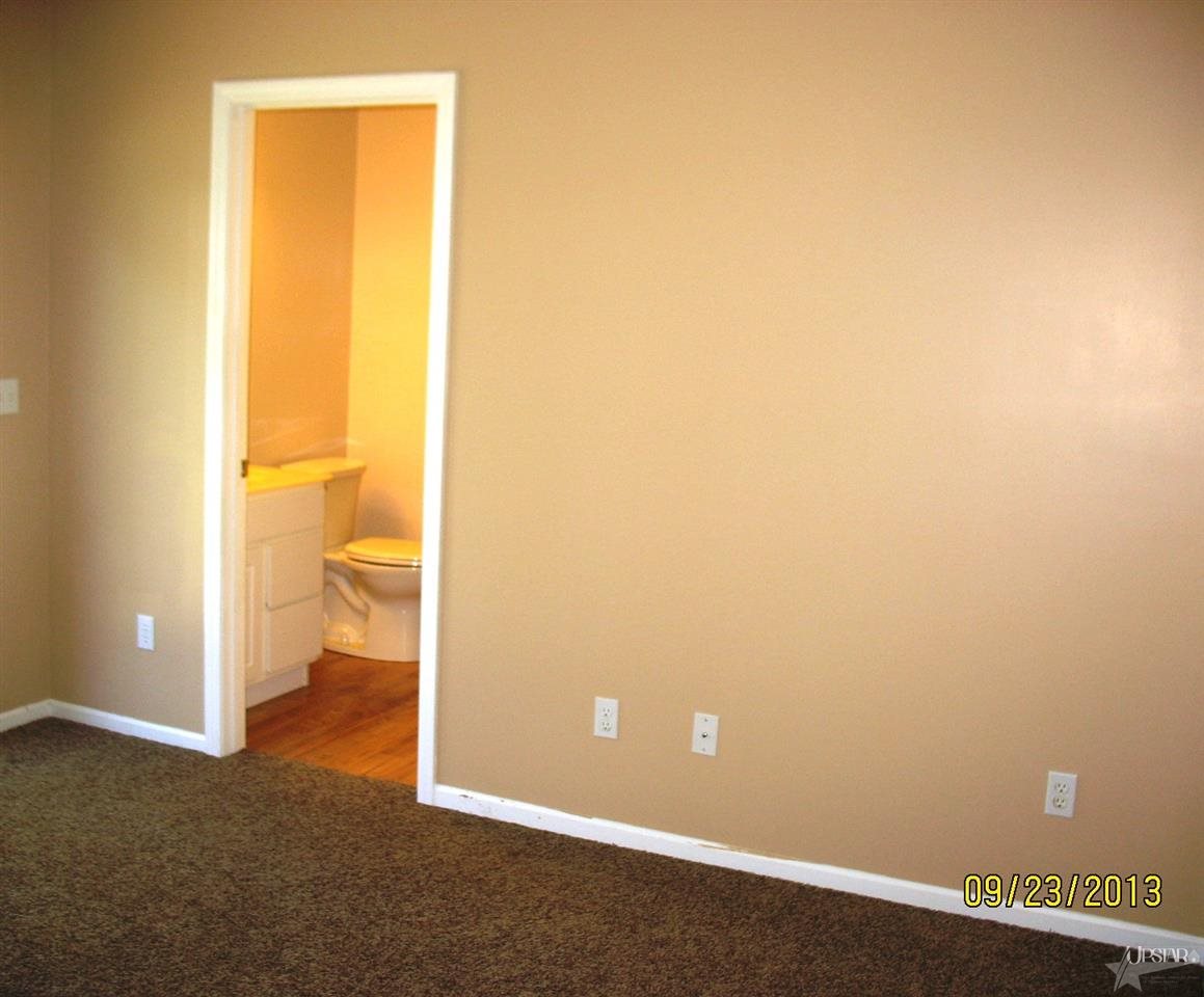 1037 Downridge Drive Decatur, IN 46733 - Photo 6 of 11 Gallery Image 6
