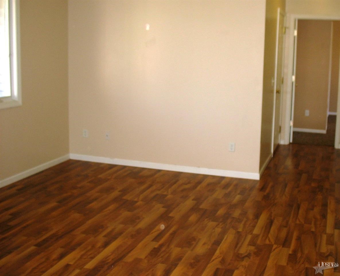 1037 Downridge Drive Decatur, IN 46733 - Photo 10 of 11 Gallery Image 10