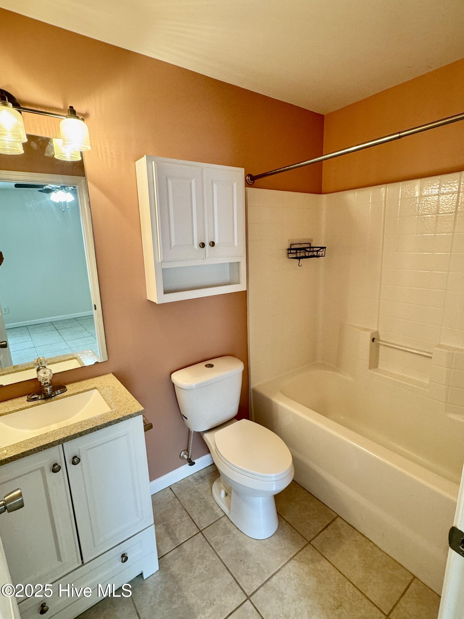 2919 Lee Court, Unit B Greenville, NC 27834 - Photo 11 of 12 IMG_8455