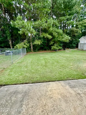 $1,100 | 2919 Lee Court, Unit B, Greenville, NC 27834