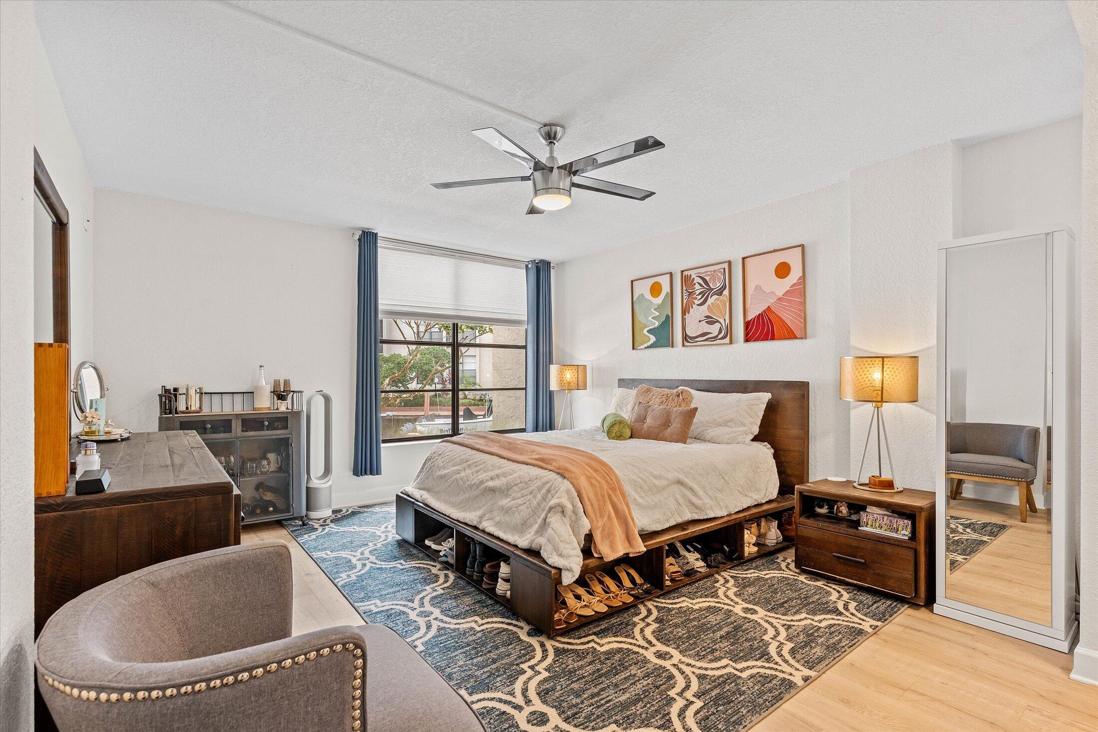 21 Royal Palm Way, Unit 1050 Boca Raton, FL 33432 - Photo 12 of 31 Primary Suite
