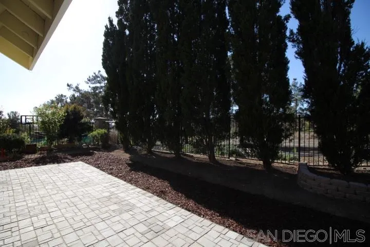 13942 Carmel Ridge Road San Diego, CA 92128 - Photo 22 of 23 Gallery Image 22